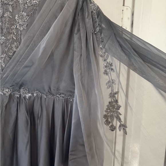 Elegant Gray Embroidered Dress - Picture 7 of 8